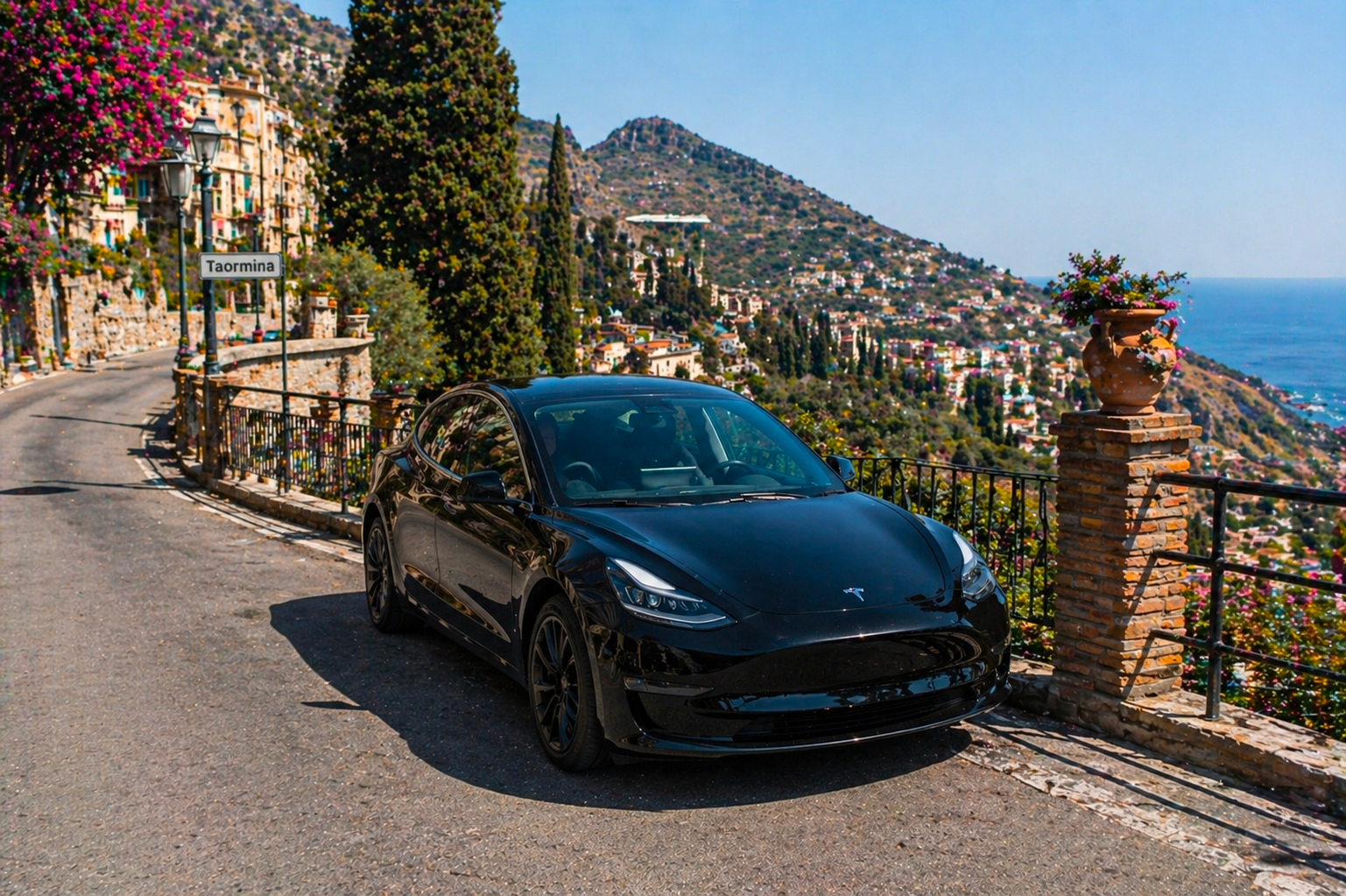 Tesla taormina